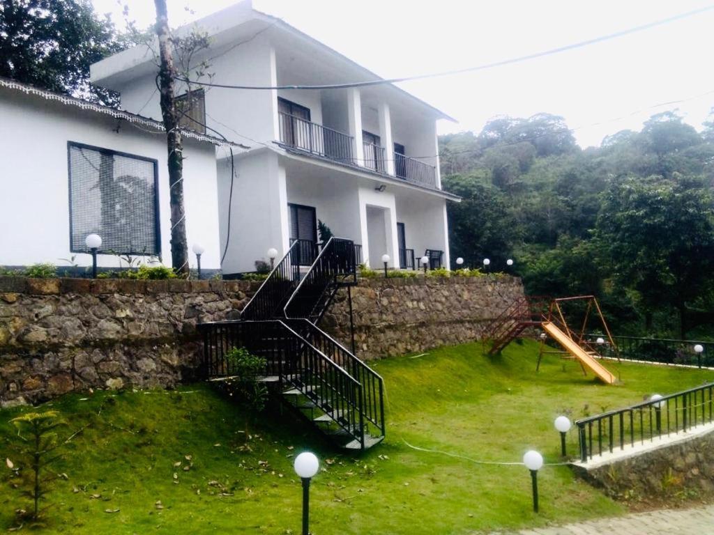 Mist Woods Vagamon Hotel ภายนอก รูปภาพ